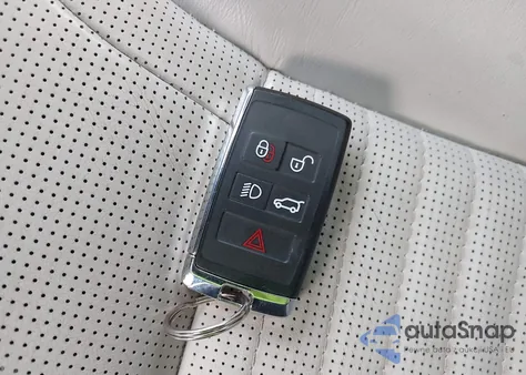 2018 Land Rover Discovery Hse z USA, uszkodzony, nr VIN SALRR2RV3JA054033